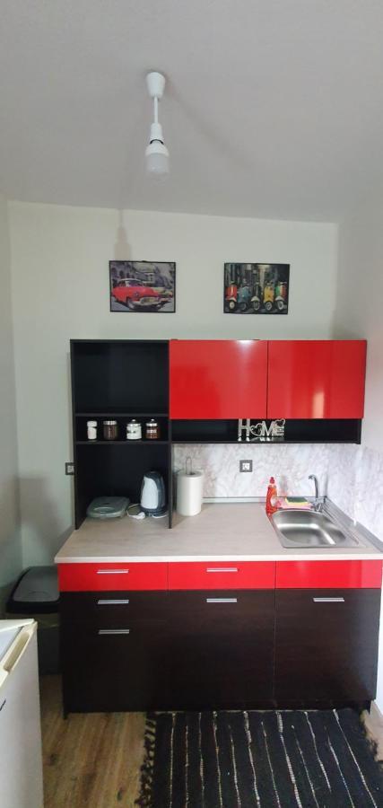 Chris Rooms カランバカ エクステリア 写真